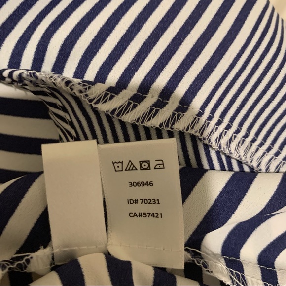 Ann Taylor LOFT blue and white striped blouse size XS - Picture 7 of 7